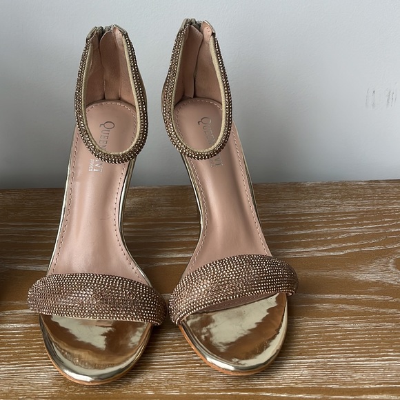 Two pairs, champagne, gold cocktail heels - Picture 5 of 12